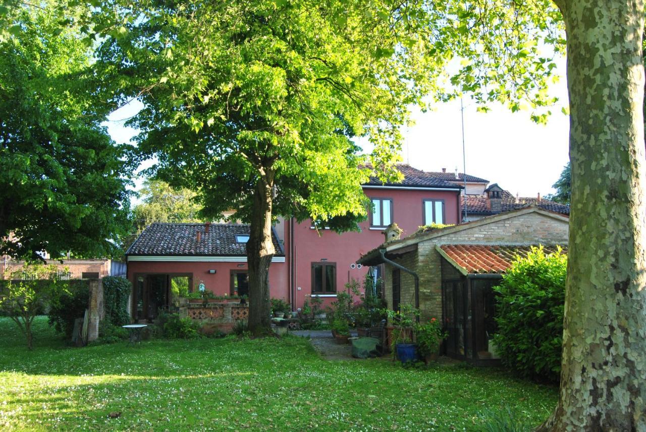 La Casa Di Marina Hotell Ferrara Exteriör bild