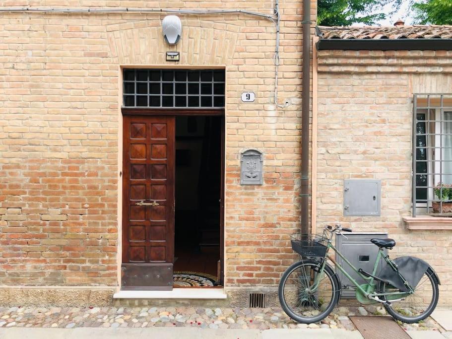 La Casa Di Marina Hotell Ferrara Exteriör bild